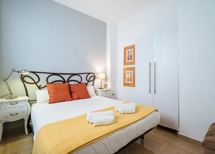 度假居 Homeyseville-preciosa Casa Independiente Alfalfa, Parking Optional 塞维利亚
